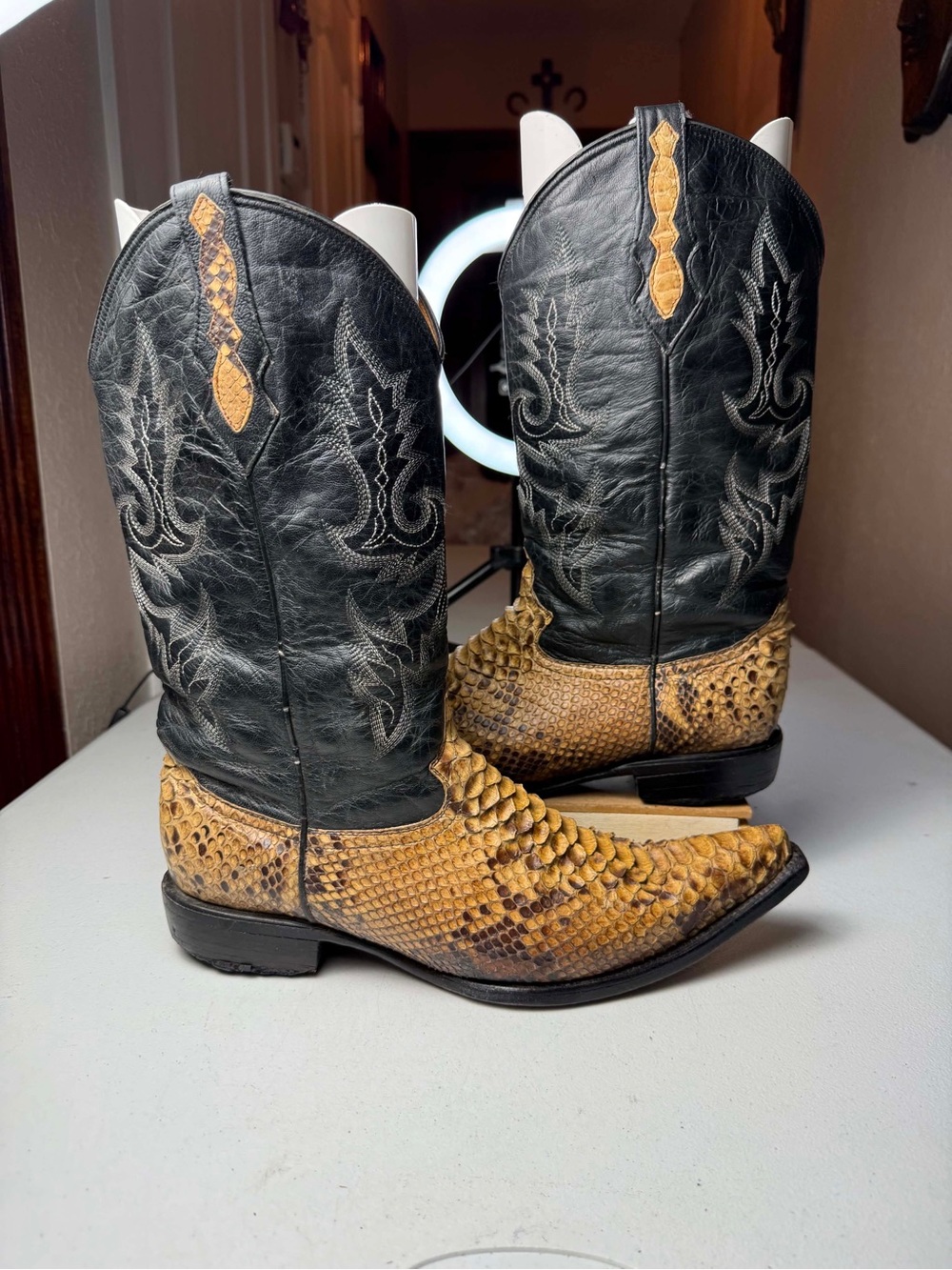 Mens Exotic Python Snakeskin Cowboy Western Boots
Sz 11 Vintage